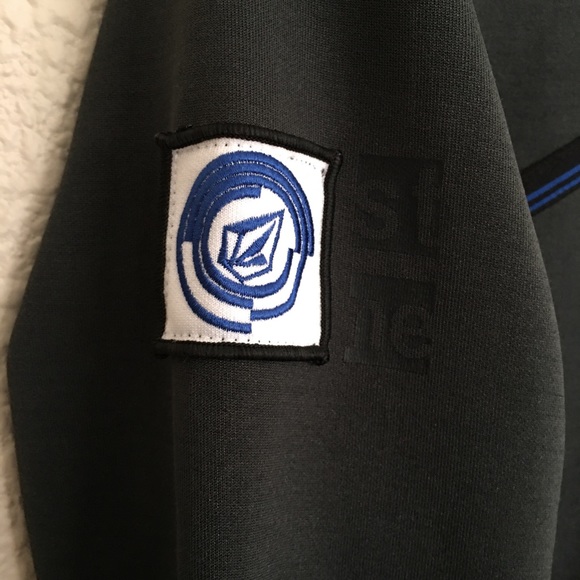 ✖️SOLD✖️Volcom Mens Full Zip Grey Track Jacket - Picture 3 of 8